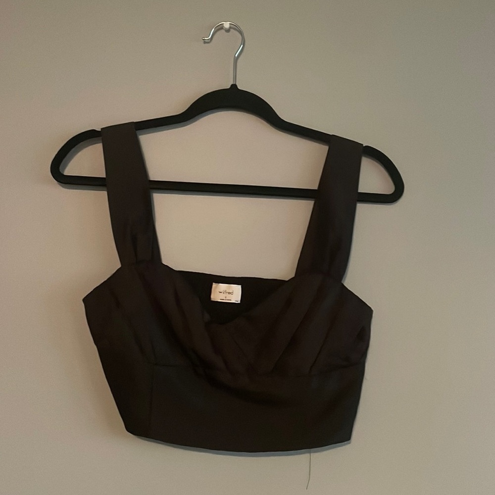 Cropped top